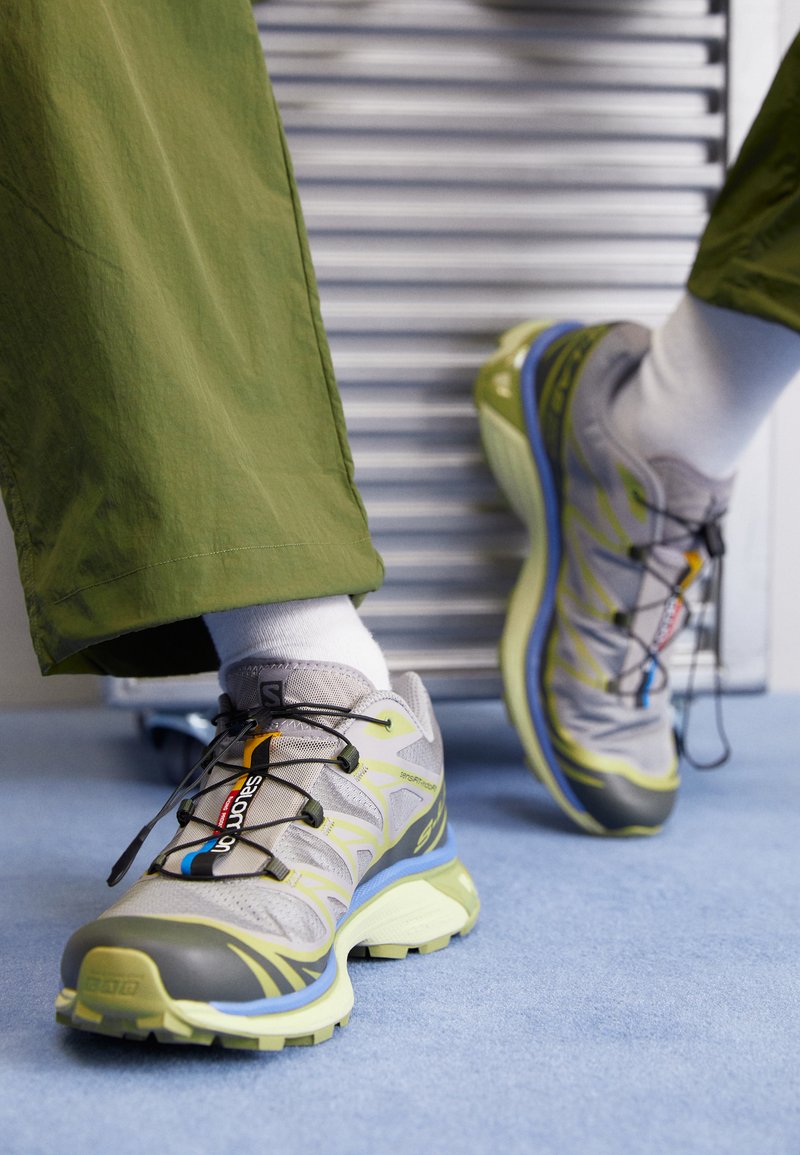 Men’s Low-Top Sneakers | Salomon XT-6 UNISEX – Trainers – gull/granada sky/gray green/grey – HQ67505