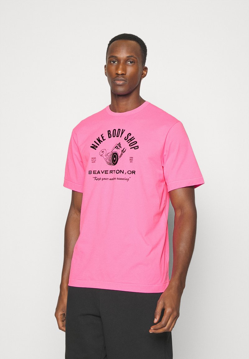 Men’s T-Shirts | Nike Performance Print T-shirt – pink glow/black/pink – QH15887